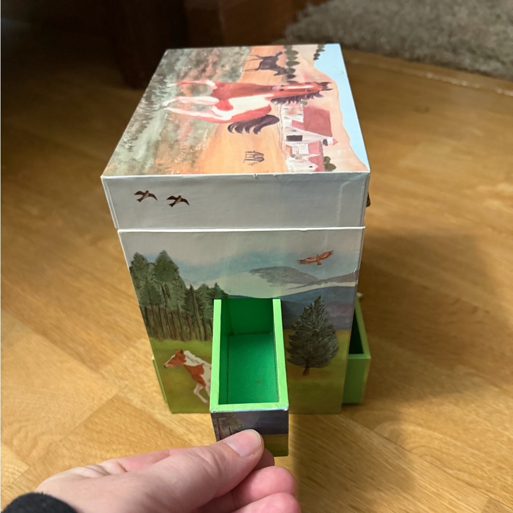 Horse-Themed Kids Jewelry Box with Mirror - Picture 2 of 9
